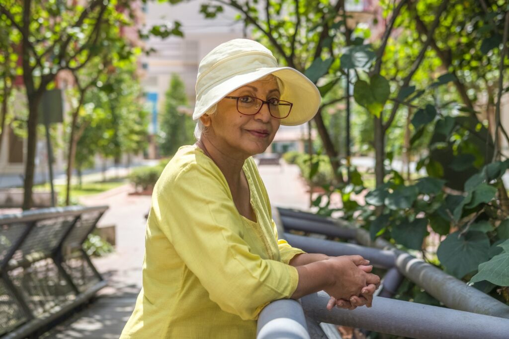 elderly woman smiling city